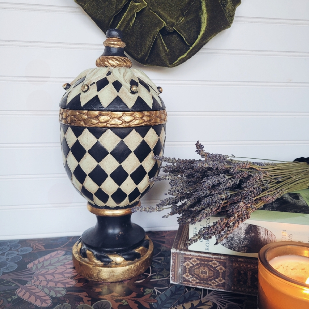 Harlequin print urn ✨️ - Picture 1 of 7